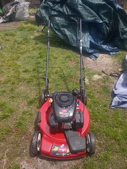 Toro Self Propelled Lawnmower (No Bag)