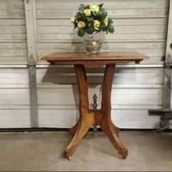 1700s Eastlake Style Antique Parlor Side Table On Wooden Wheels 29×28