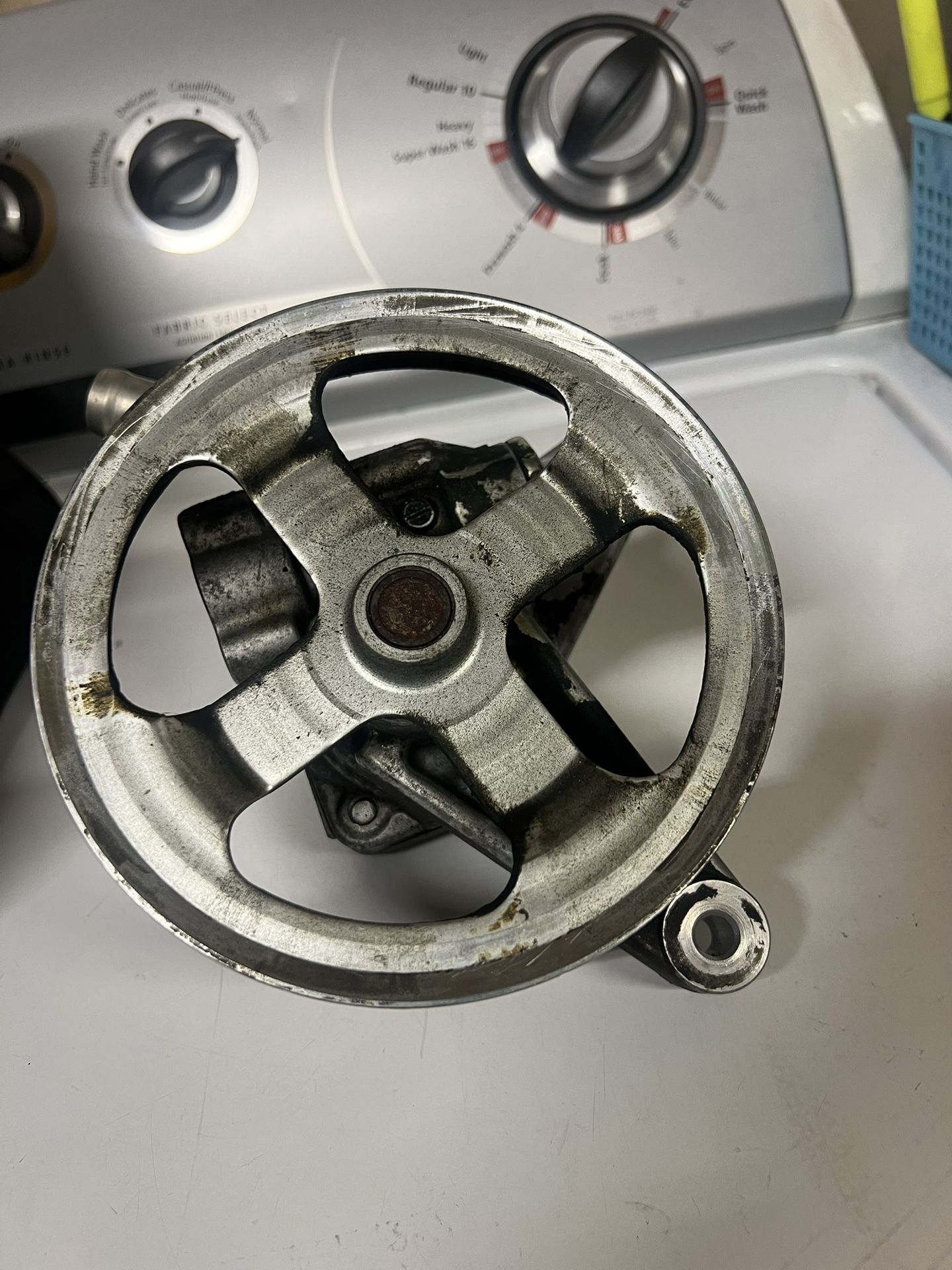 Acura RL Power Steering Pump (Rebuilt OEM)