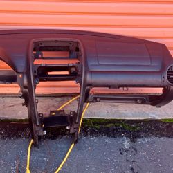 Lexus IS300 Dashboard