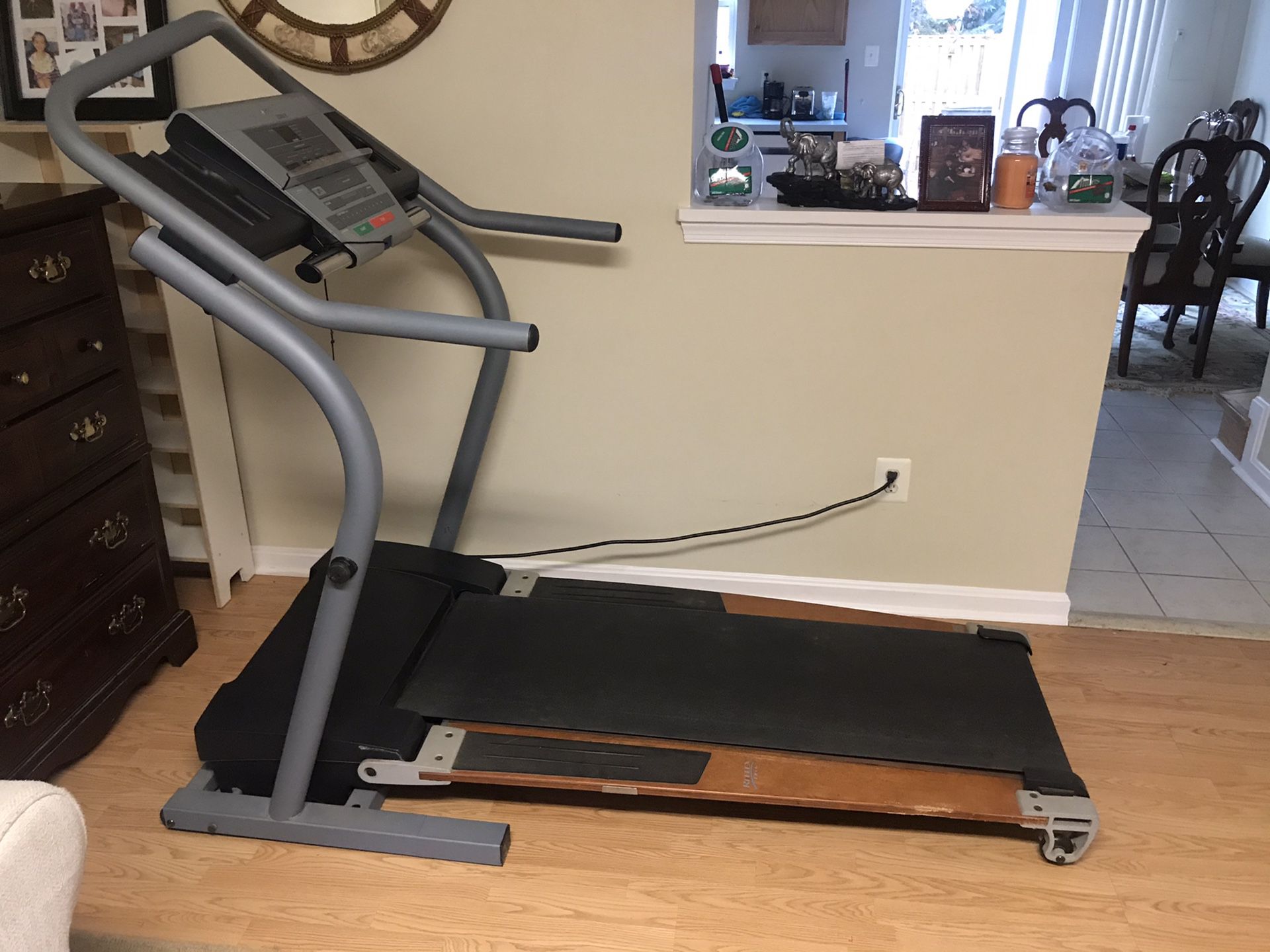 Reflex Deck treadmill 2500R
