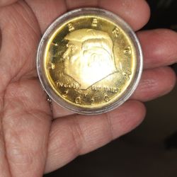 TRUMP PRESIDENTIAL COIN