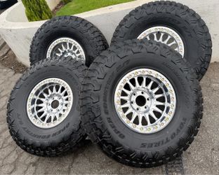 Kmc 445 Beadlock 17x9 6x135 +0 Offset With Toyo R/T Trail 38x12.50R17 Tires 🔥🔥🔥
