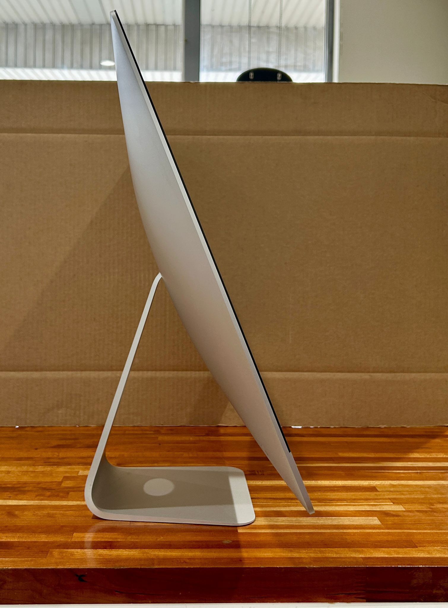 Apple iMac 27” 2020 Retina 5K 10 Core i9 64GB RAM 2TB SSD