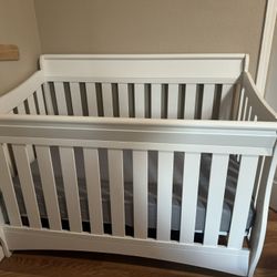 Baby crib