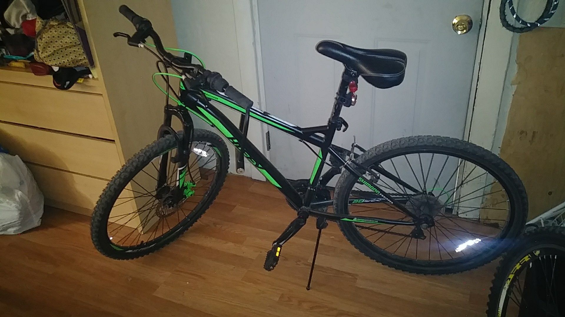 Huffy 26 nighthawk men's mountain on sale bike