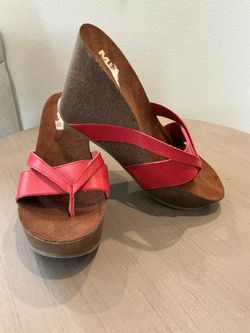 Mia Red Wedge Sandal Slip-On Women's Shoes Size 7.5