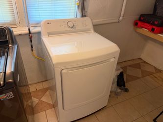 Electric Washer and Gas Dryer