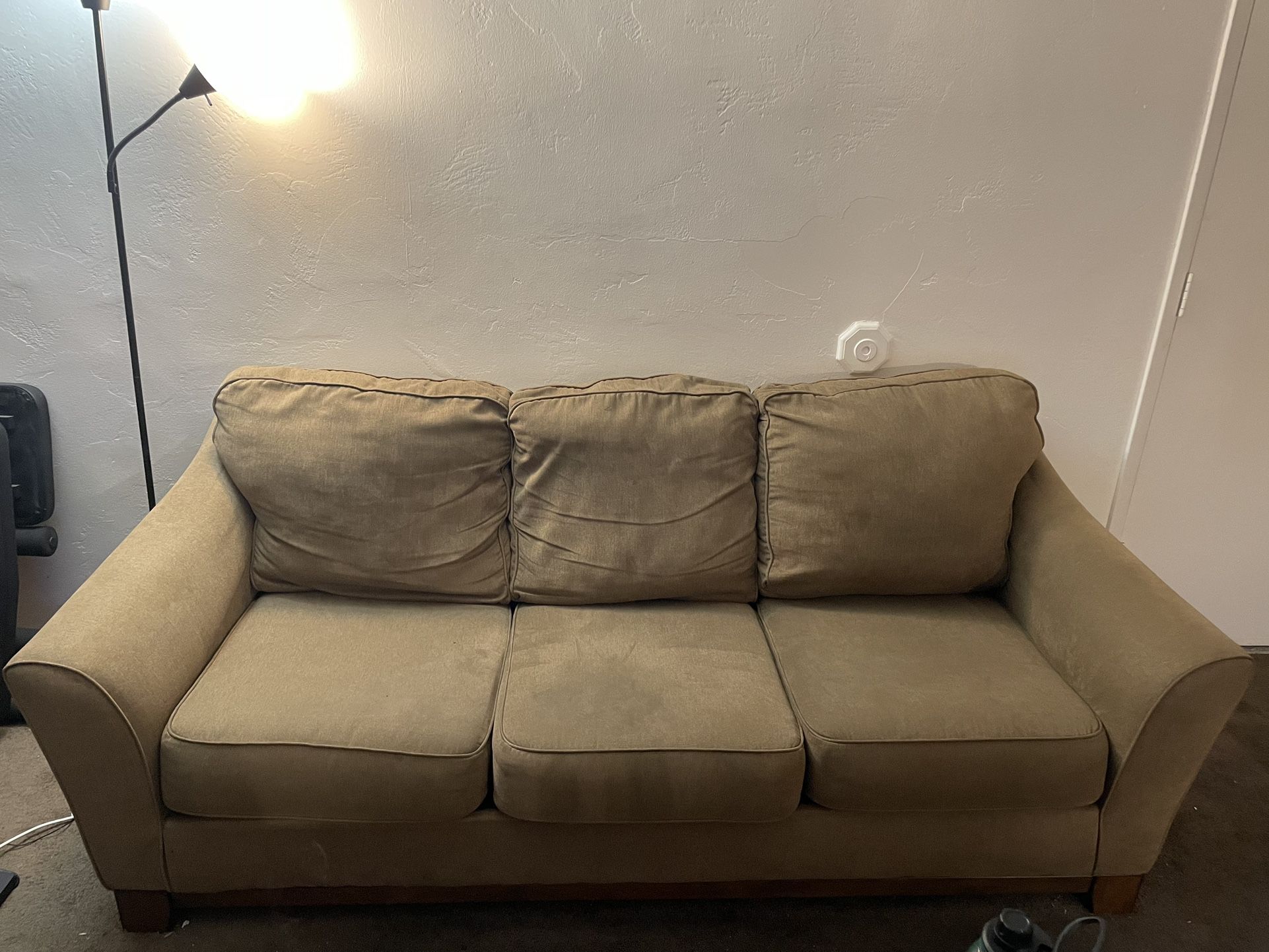 3 Seater Couch Or Sofa