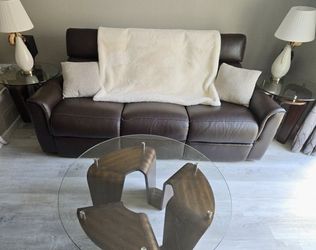 Haverty’s Living Room Table Set