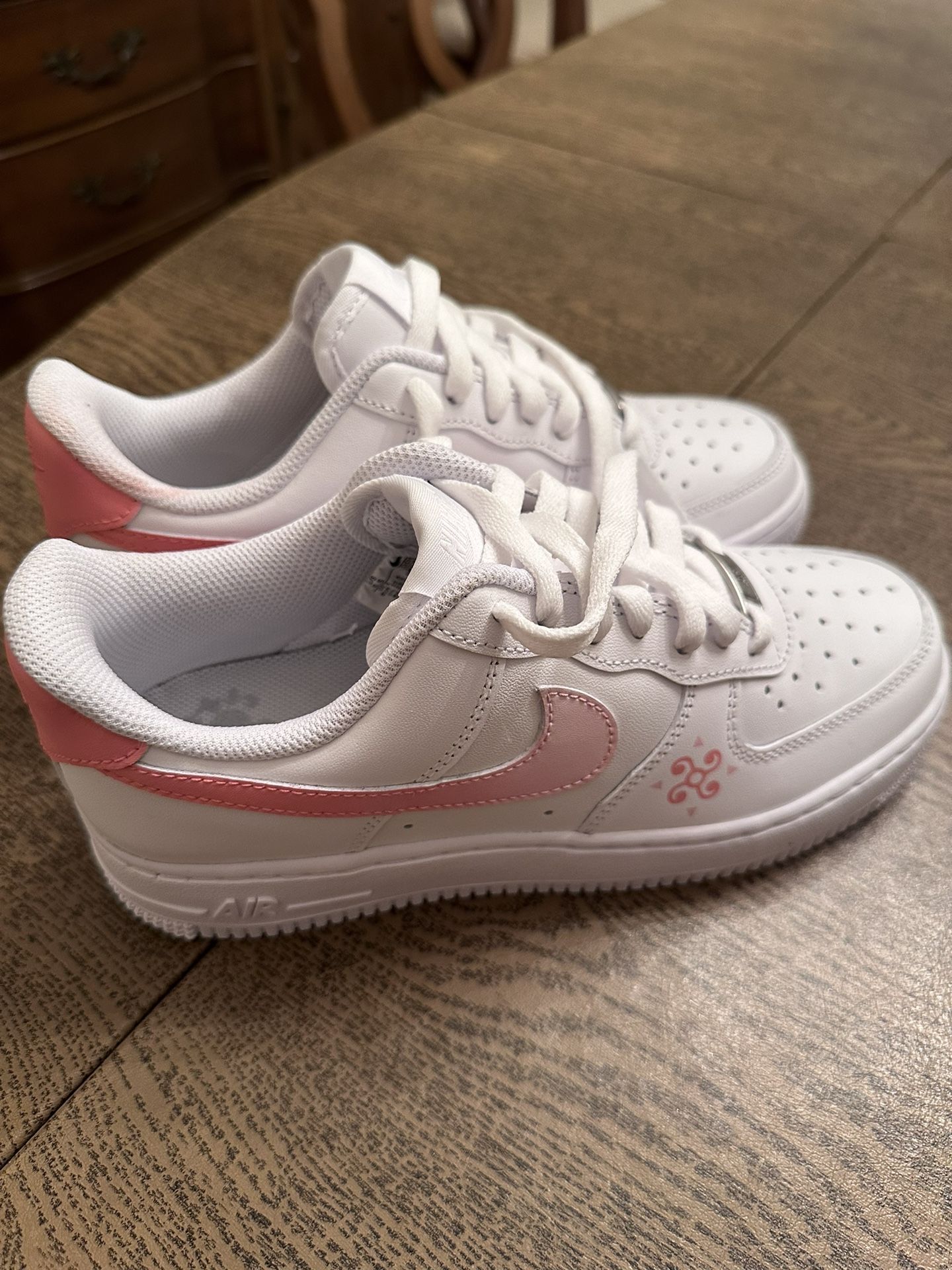 Nike Air Force Women's Size