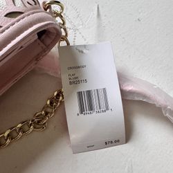 Cross body Betsey Johnson- New- pick up and cash only.