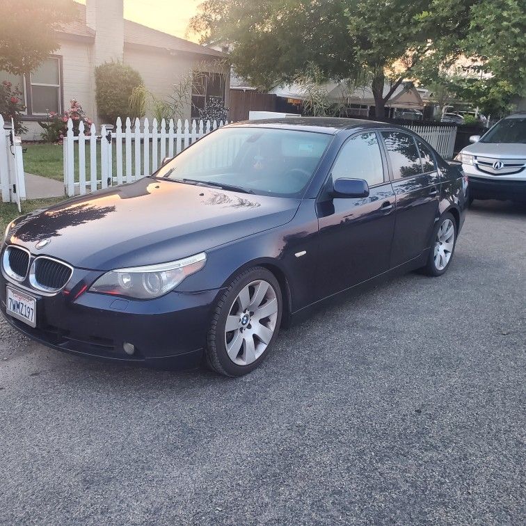 2004 BMW 530i