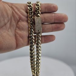 10KT Gold 24" Cuban Link 10MM Chain 175.3 Grams 