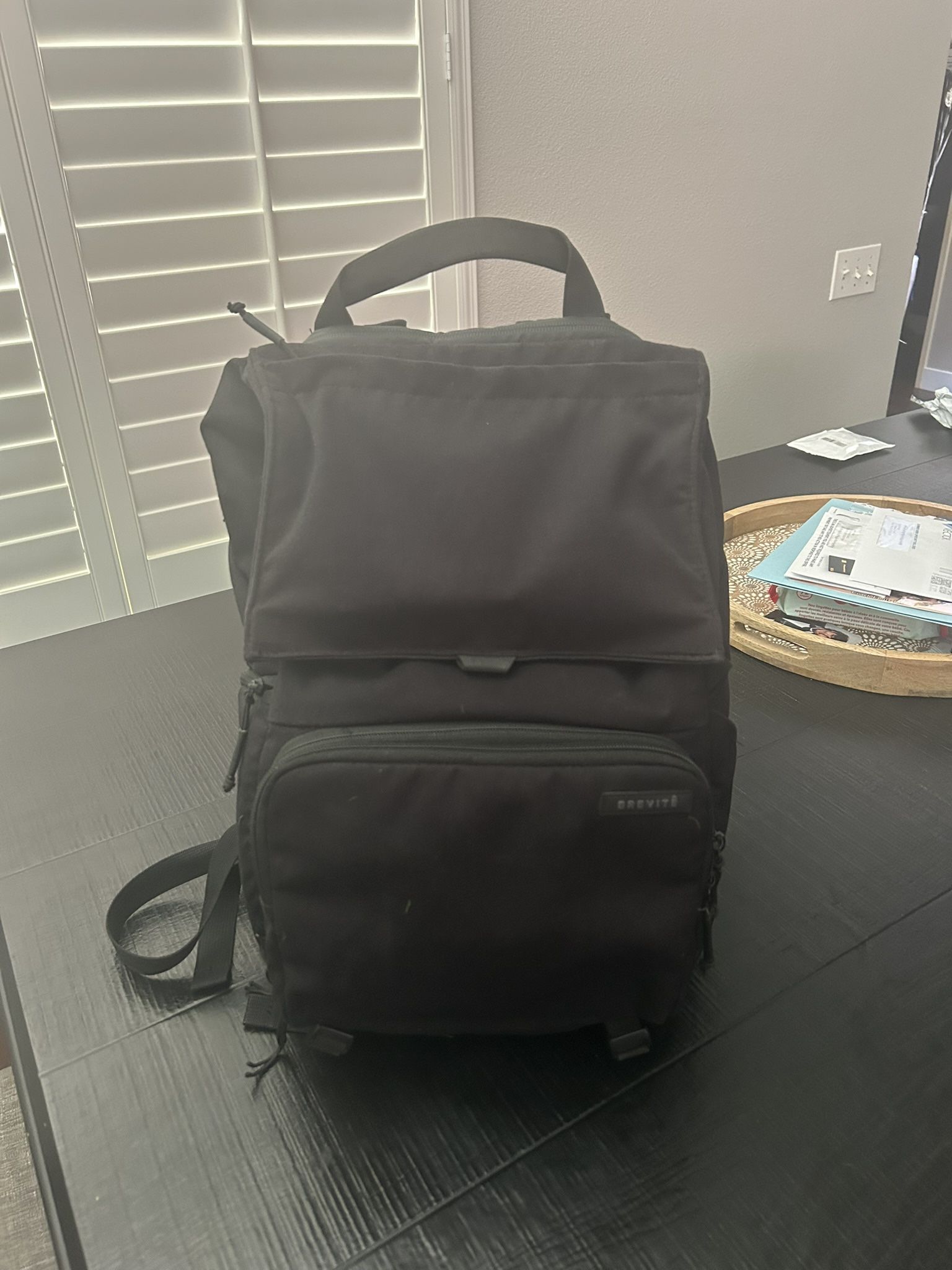 BREVITE The Runner Compact Camera Backpack Photography Backpack 18L Triple Black