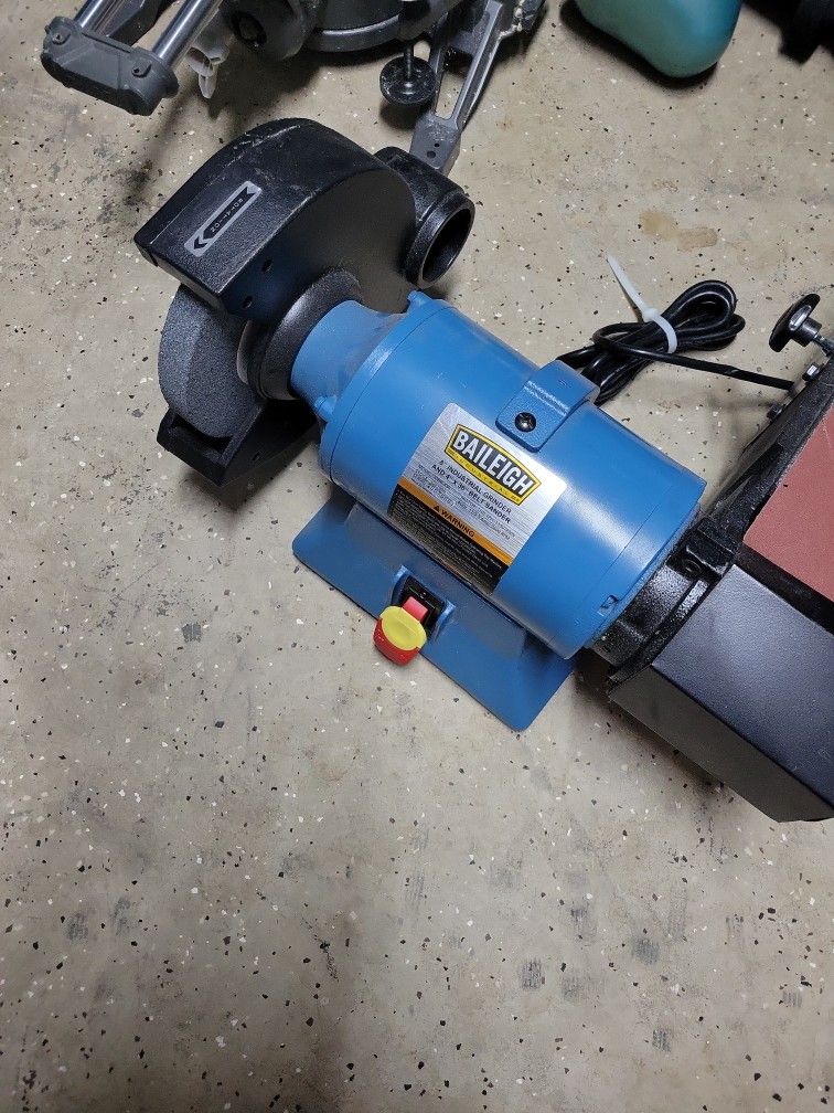 Baileigh 8in Bench Grinder.