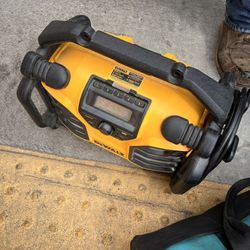 Dewalt Jobsite speaker 