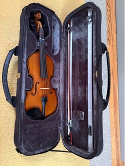 Classical Strings VL70 4/4 Violin – Complete Setup