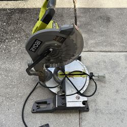 RYOBI Compound Miter Saw