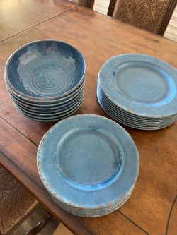 Everyday Blue Dish Set