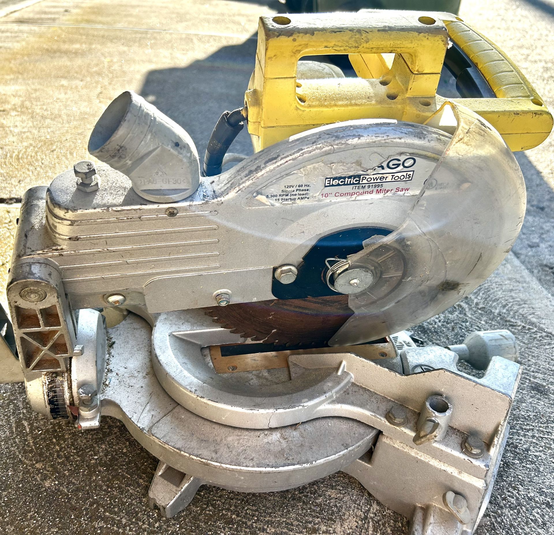 10” Bench top Compound Miter Saw