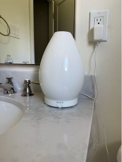 Young living Artisan Lustre Diffuser