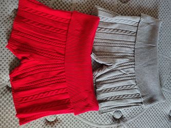 Cable Knit Mini Shorts – Red and Gray