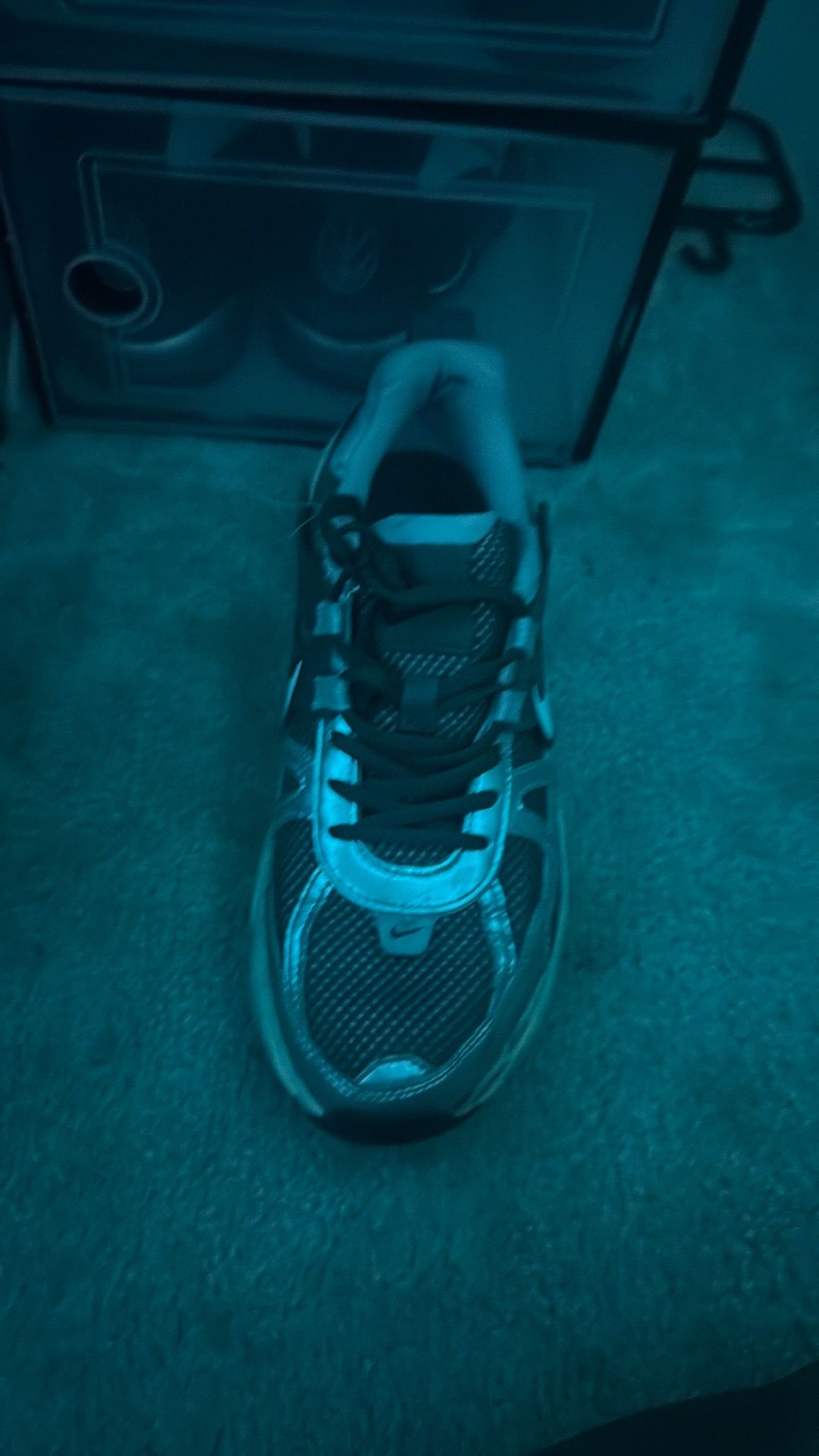 Nike v2k run