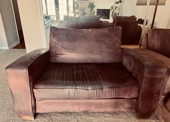 Loveseat and Chaise Lounge