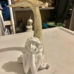 Mermaid table top statue