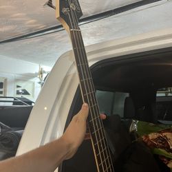 Electric guitar