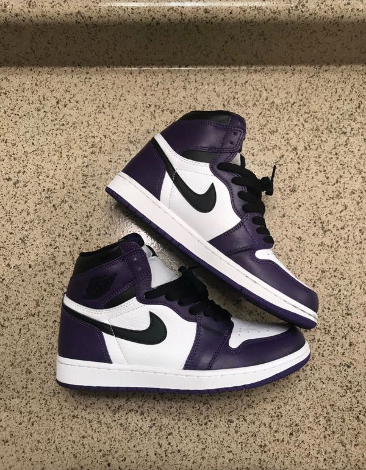 Court purple Jordan 1