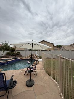 7.5’ Backyard Umbrella