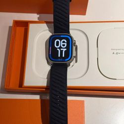 Hermes Apple Watch Ultra 2 Titanium 49mm & Single Tour En Mer Band MINT OPEN BOX