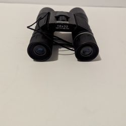 Binoculars 
