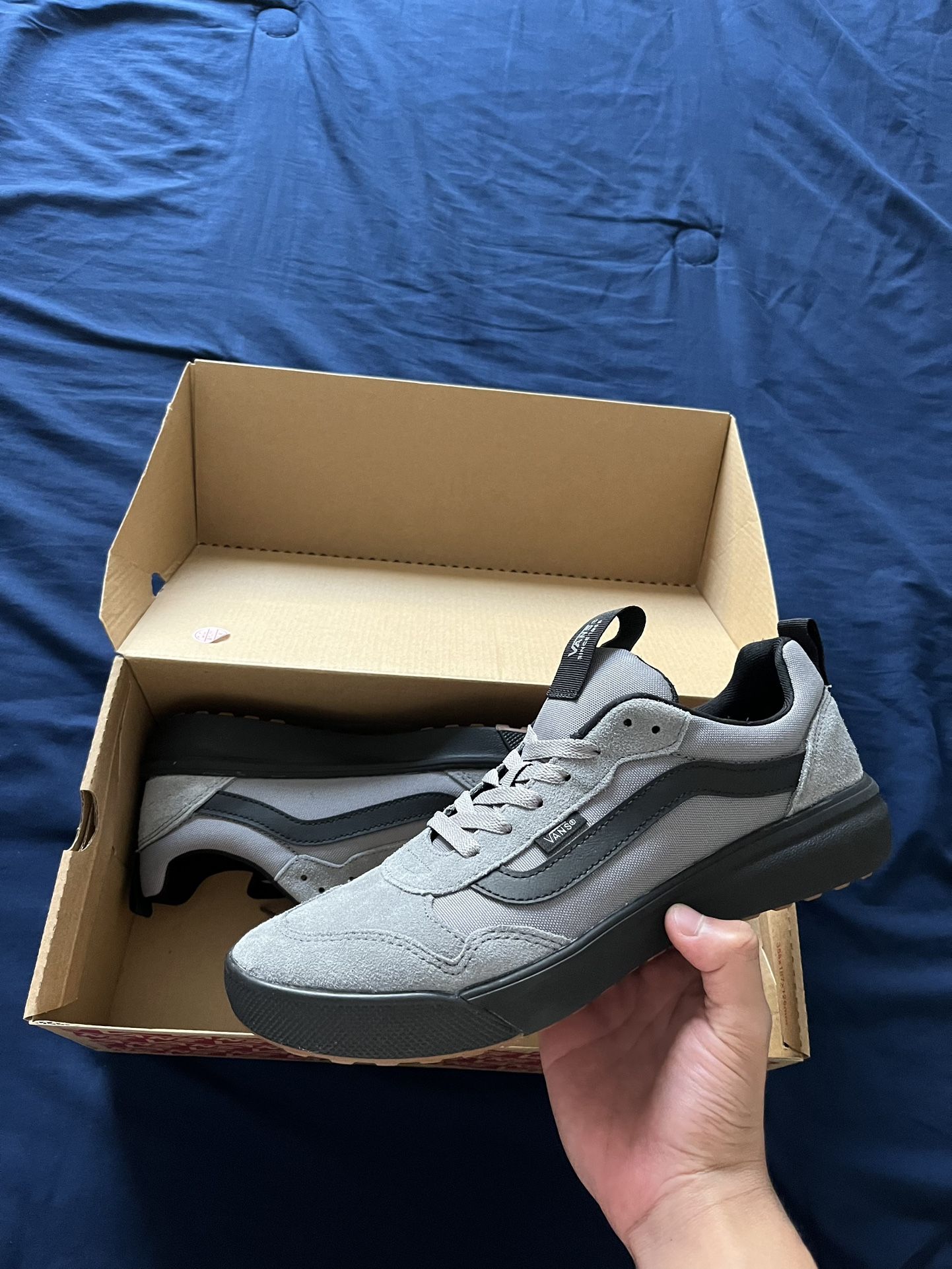 Vans Range Shoes