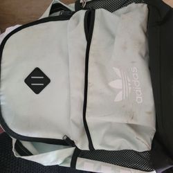 Mochilas  $15 Cada 1