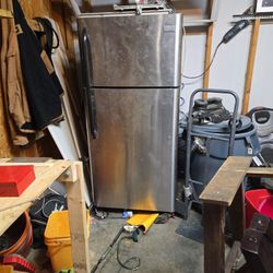 Working Fridgidaire Fridge