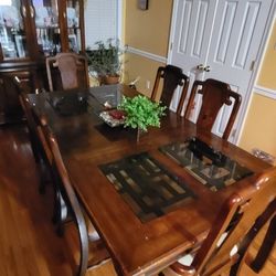 Dining Room Table With Hutch