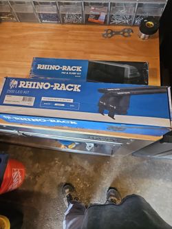 Rhino Rack leg kit and pad kit
