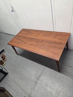 Low coffee table