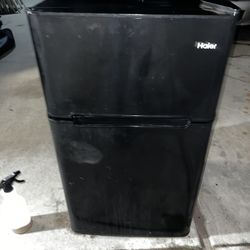 $100 OBO Mini Fridge 
