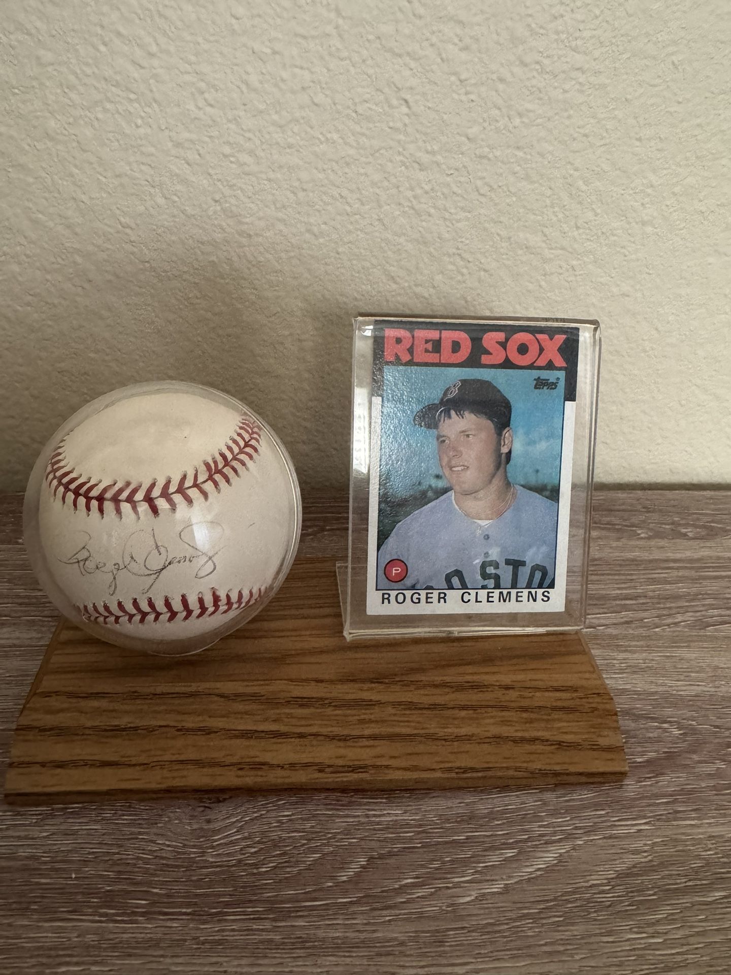 Roger Clemens Signed Autographed Baseball In Display
