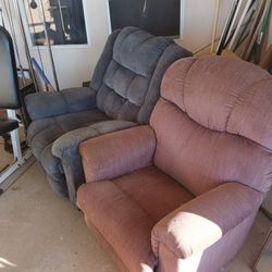  2 Recliners One Is A Lazy Boy