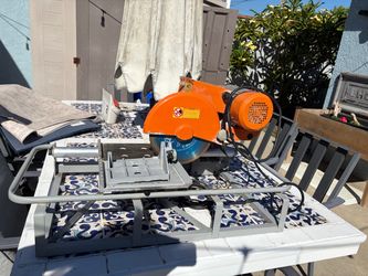 Chicago 10’ tile saw