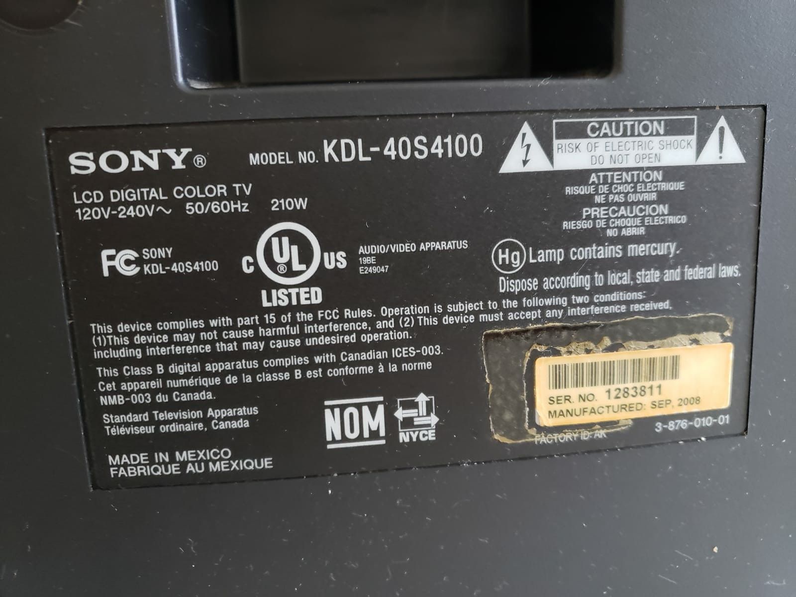 SONY BRAVIA 40" Inches 1080p HD LCD TV Model KDL40S4100 with Remote