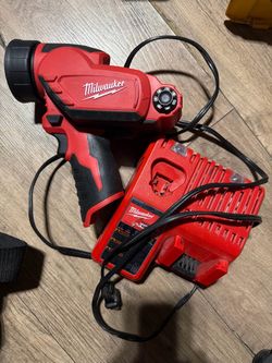 Milwaukee M12 LED spot light and M12 charger and battery