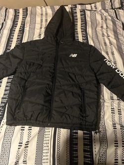 New Balance Black Puffer Jacket with Hood (XL)