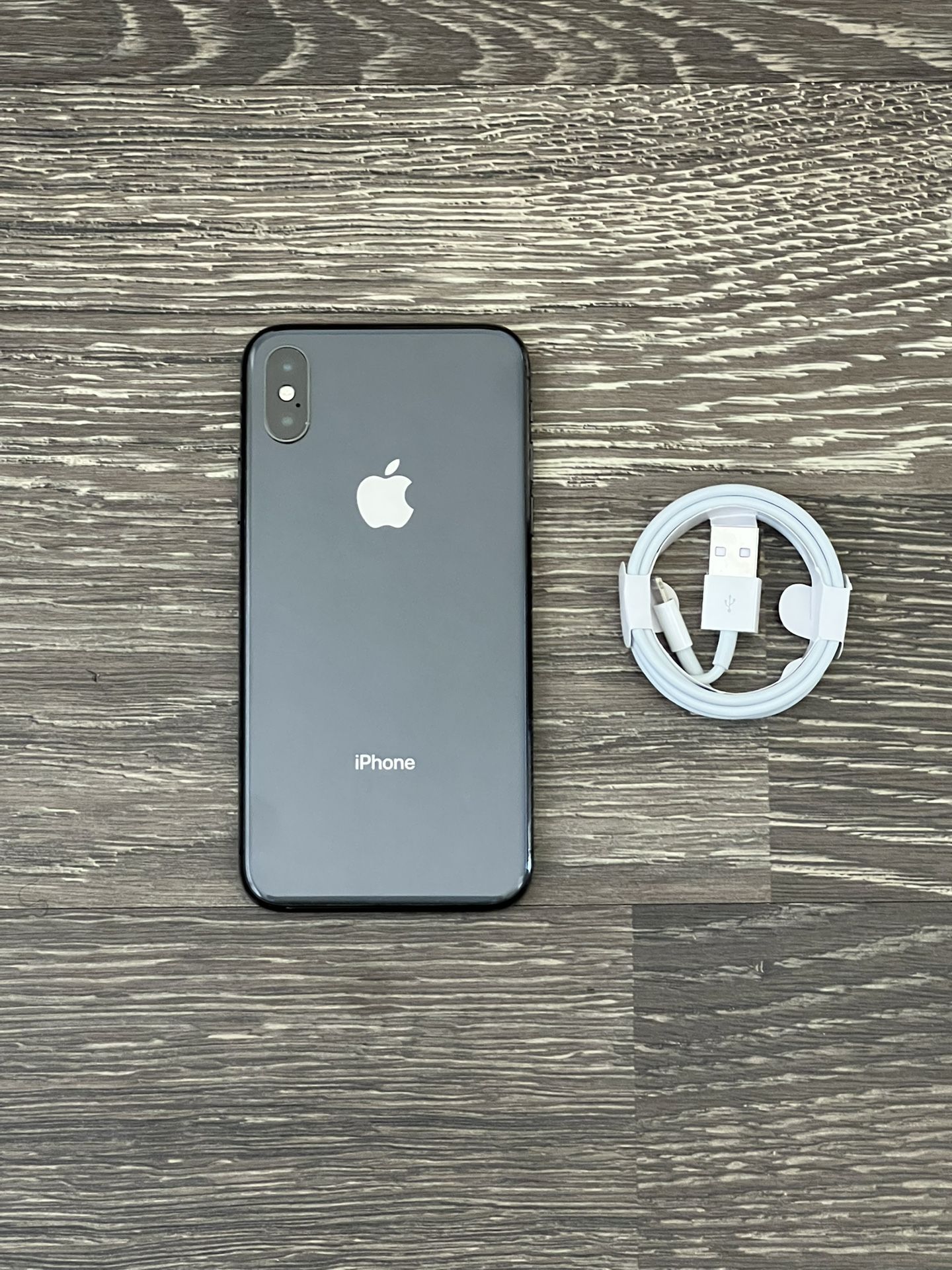 iPhone X 256gb UNLOCKED FOR ALL CARRIERS!