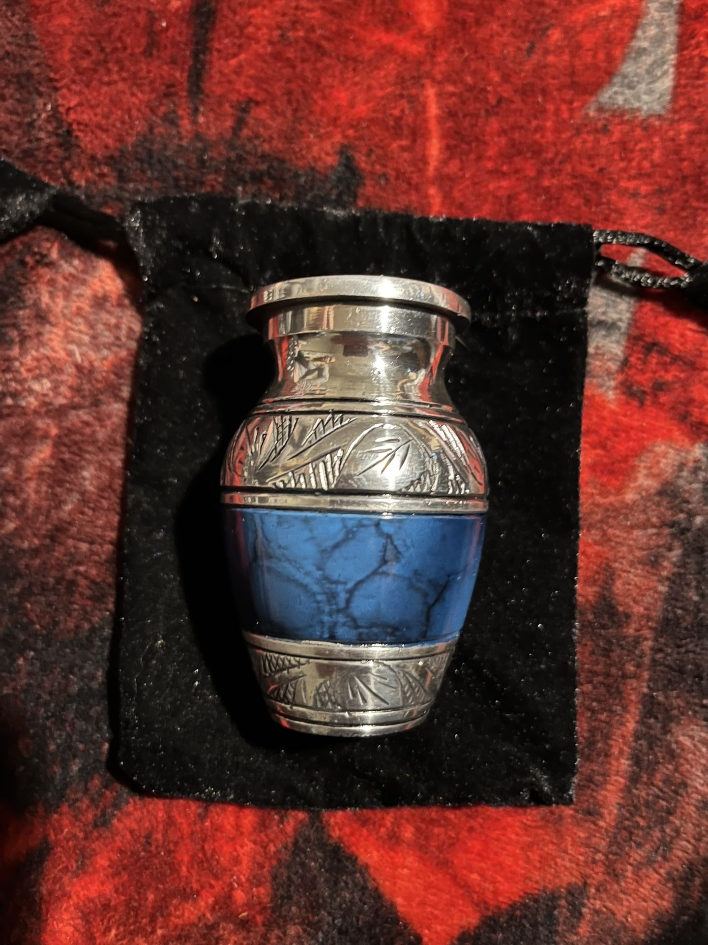 Small Fedmax Urn